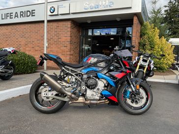 2026 BMW M 1000 R