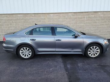 2013 Volkswagen Passat SEL