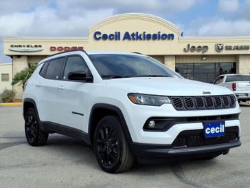 New 2026 Jeep Compass Latitude Altitude