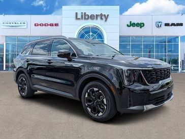 Used 2025 Kia Sorento S