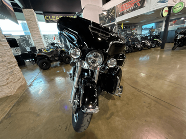 2018 Harley-Davidson Electra Glide  in a BLACK exterior color. Kent Powersports of Austin 512-268-8609 kps-austin-honda.com 