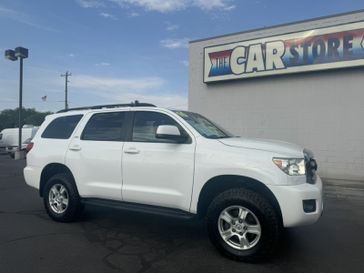 2016 Toyota Sequoia SR5