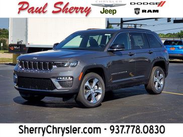 New 2025 Jeep Grand Cherokee Limited 4x4 Baltic Gray Metallic Clear Coat