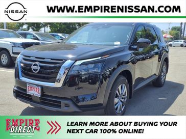 2025 Nissan Pathfinder S