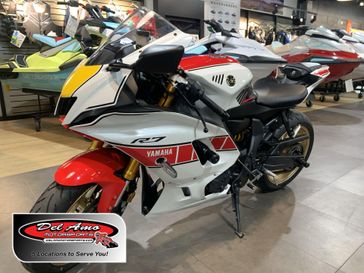 Used 2022 Yamaha YZF-R7 CA 