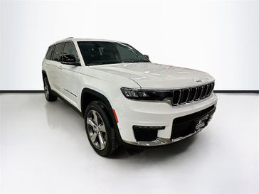 2024 Jeep Grand Cherokee L Limited 4x4 in a Bright White Clear Coat exterior color and Global Blackinterior. Sheridan Motors Auto (307) 218-2217 sheridanmotors.com 