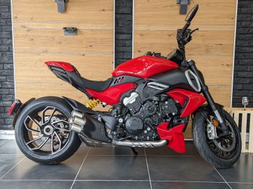 2023 Ducati DIAVEL V4