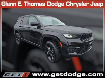 New 2025 Jeep Grand Cherokee Altitude X 4x2