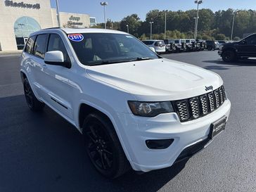 Used 2019 Jeep Grand Cherokee Altitude 4x2