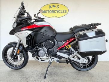 2024 Ducati MULTISTRADA S-TRAVEL/RADAR/SPOKE