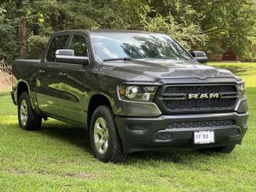 2024 RAM 1500 Tradesman Crew Cab 4x4 5'7' Box