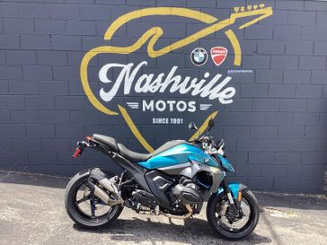 New 2026 BMW R1300R 