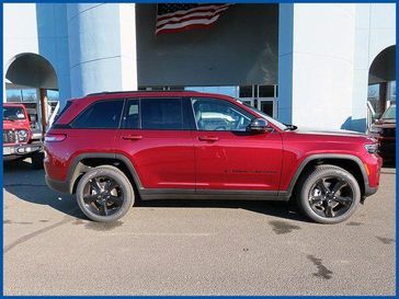 New 2025 Jeep Grand Cherokee Limited