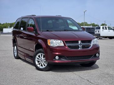Used 2019 Dodge Grand Caravan SXT WHEELCHAIR LIFT