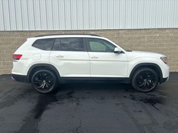 Used 2023 Volkswagen Atlas 2.0T SE w/Technology