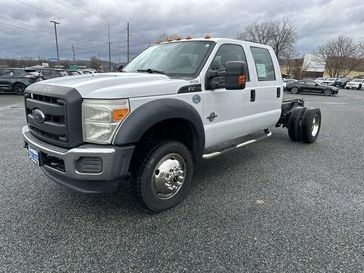 2015 Ford F-450SD XL in a White exterior color and Steelinterior. Fillback Highland Ford (844) 813-4152 pixelmotiondemo.com 