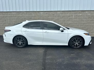Used 2023 Toyota Camry SE