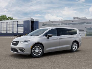 New 2026 Chrysler Pacifica Select Awd