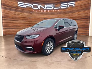 Used 2023 Chrysler Pacifica Touring L