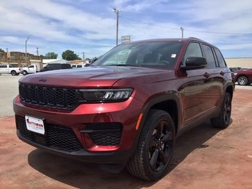 2025 Jeep Grand Cherokee Altitude X 4x2