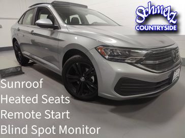 2024 Volkswagen Jetta SE w/Sunroof/Black Wheel Pkg
