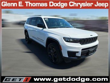New 2025 Jeep Grand Cherokee L Altitude 4x2