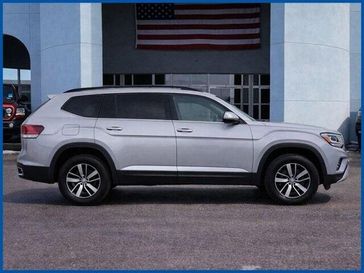 Used 2021 Volkswagen Atlas 3.6L V6 SE w/Technology