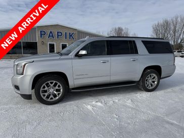 Used 2018 GMC Yukon XL SLT