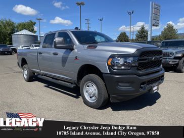 2024 RAM 2500 Tradesman Crew Cab 4x4 8' Box