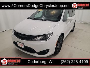 Used 2019 Chrysler Pacifica Touring L Plus