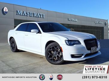 Used 2023 Chrysler 300 Touring
