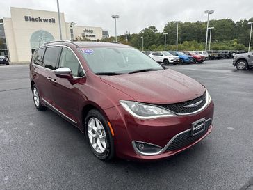 Used 2020 Chrysler Pacifica Limited FWD