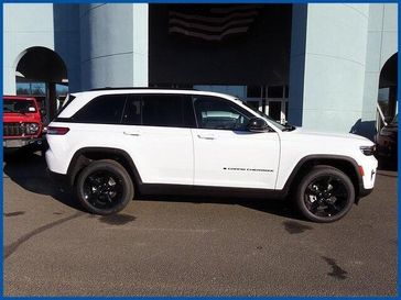 New 2025 Jeep Grand Cherokee Limited