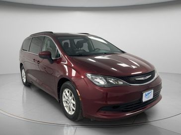 Used 2020 Chrysler Voyager LXI