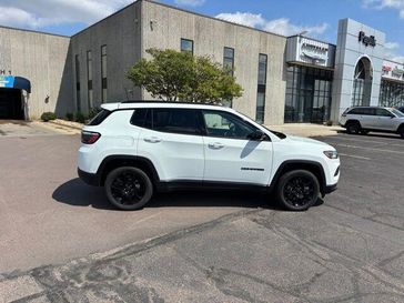 Used 2025 Jeep Compass Latitude