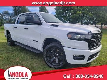 2025 RAM 1500 Big Horn Crew Cab 4x4 5'7' Box