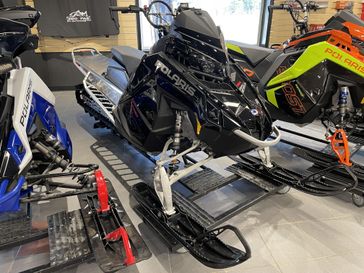 2023 Polaris 850B PRO RMK SL 165 