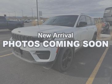 Used 2023 Jeep Grand Cherokee Altitude