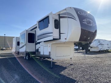 Used 2018 FOREST RIVER CEDAR CREEK 38 FLX 