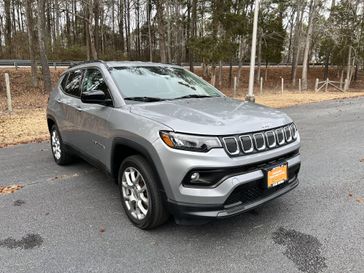 2022 Jeep Compass Latitude Lux