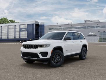 New 2027 Jeep Grand Cherokee Laredo X 4x2