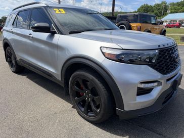 Used 2023 Ford Explorer St