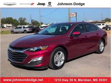 Used 2022 Chevrolet Malibu LT Cherry Red Tint Coat
