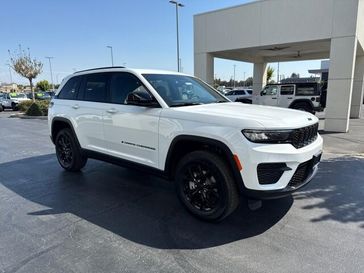 New 2025 Jeep Grand Cherokee Altitude 4x4