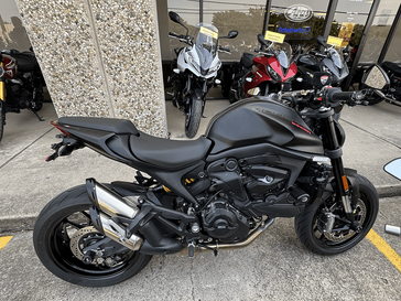 2024 Ducati Monster Plus 