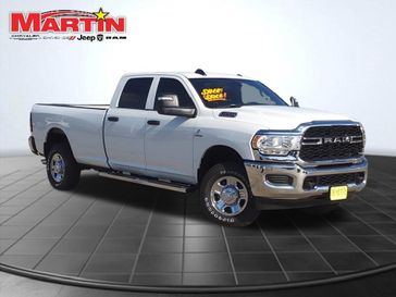 2024 RAM 2500 Tradesman Crew Cab 4x4 8' Box