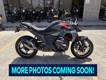 New 2026 BMW R1300R 