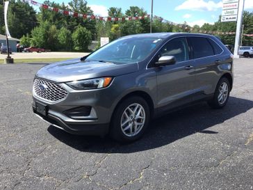 Used 2024 Ford Edge SEL