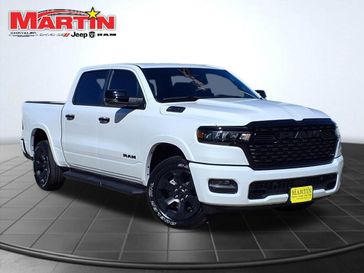 2025 RAM 1500 Lone Star Crew Cab 4x4 5'7' Box