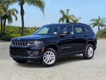 New 2026 Jeep Grand Cherokee Laredo 4x2